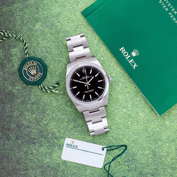 Rolex Oyster Perpetual 124300